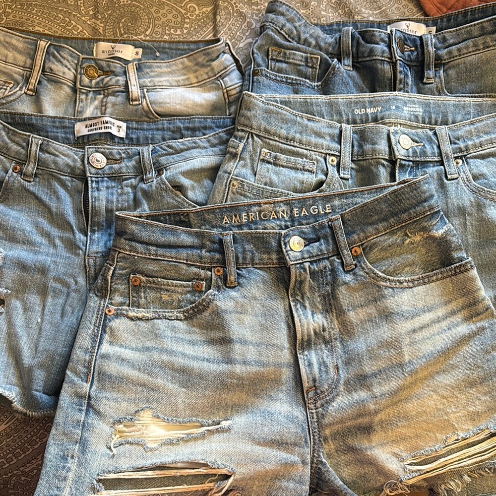 American Eagle Outfitters Men's Blue Jeans